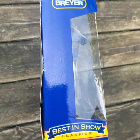 Breyer Best In Show Classics 902 Thoroughbred Sealed (box has some damage) - Picture 5 of 11